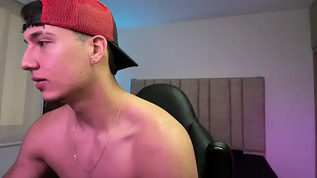 CHRIS_MORGAN1 Obrolan Langsung XXX