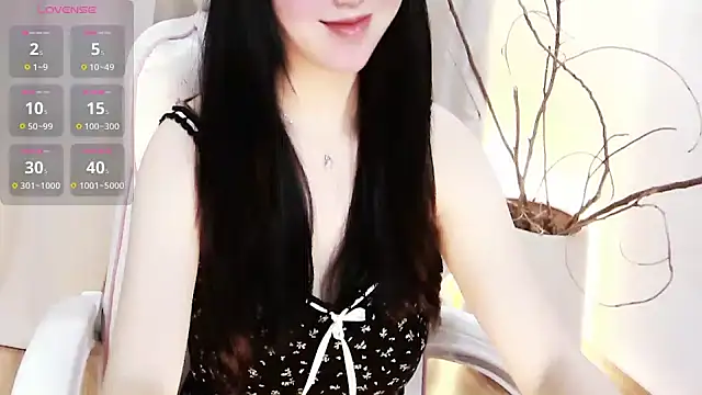 Sweet-Shuna's Live XXX Chat