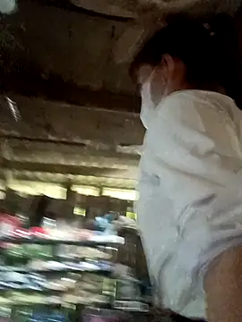 Chat +18 de nat-tri ao vivo