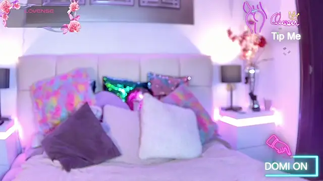 EvelinaGrey's Live XXX Chat