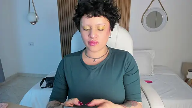 Alaska_deluxe's Live XXX Chat