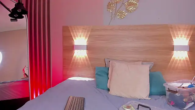 evangelineroos' Webcam Show