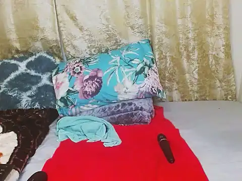 ChocoSlenderXXX's Webcam Show