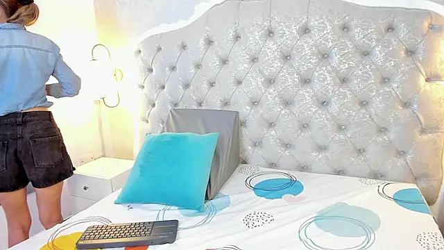 KristalMature's Live XXX Chat