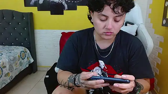 isabeautyx19: онлайн-секс-чат