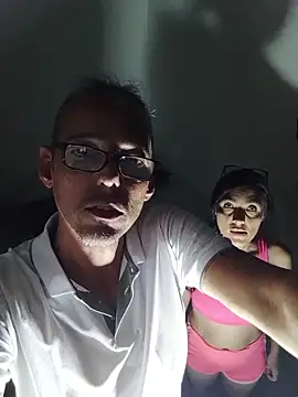 Chat +18 de KarameloVzla ao vivo