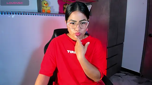 vickylatina_ Live XXX-chat