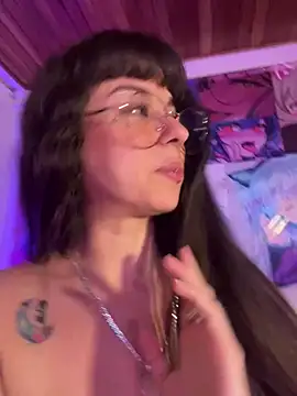 VioletaSubmissive 라이브 XXX 채  팅