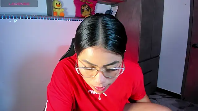 Czat XXX na żywo – vickylatina_