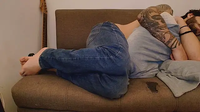 Chat +18 de thomas_gun ao vivo