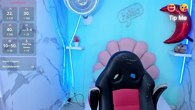 cristal_horny19 élő XXX-chatje