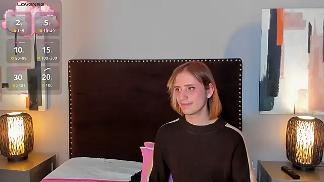 Pertunjukan Kamera Web seraphine_star