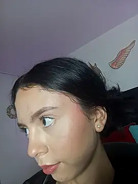 Natalye_23のライブXXXチャット