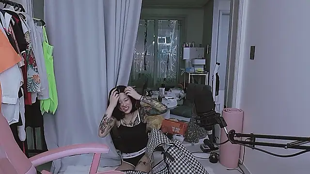 MISA_02 Live XXX Chat