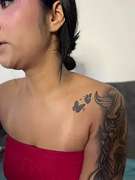 Isabella-Teen Chat XXX live