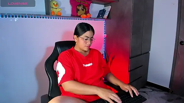 vickylatina_'s Live XXX Chat