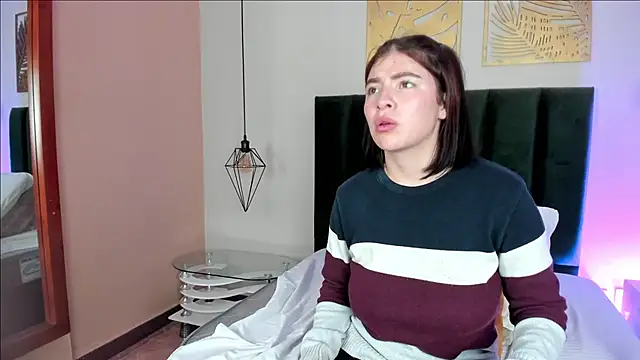 Zamira_Taylor's Live XXX Chat