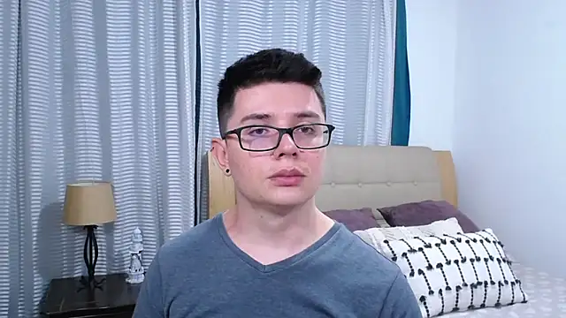 BlackFoXXX69's Live XXX Chat