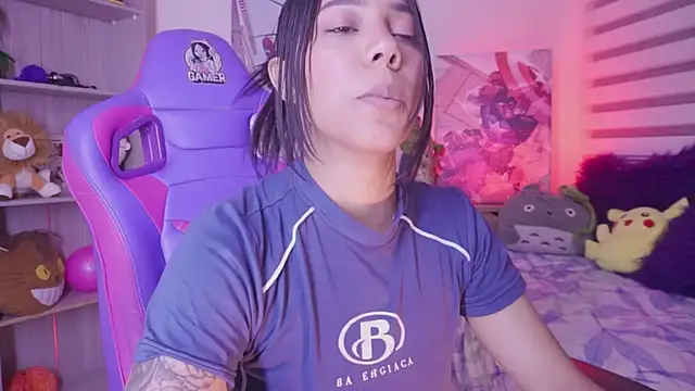 madelyn_rose_'s Live XXX Chat