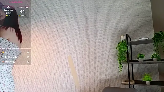 IeshaBurow Live XXX Chat