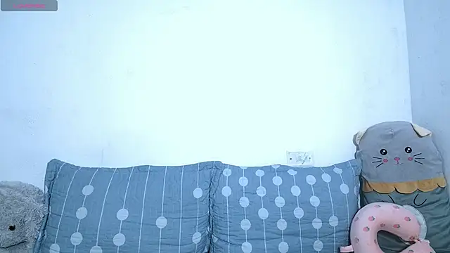 petite_paola Live XXX-Chat