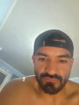 Chatroom XXX en direct de piggylatino