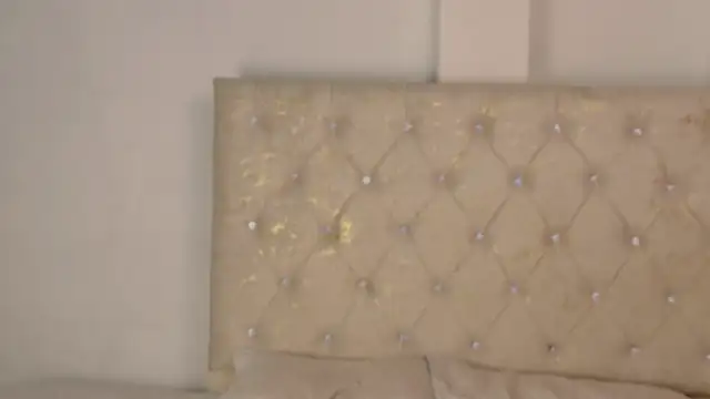 XXX chat uživo modela KailaniCute