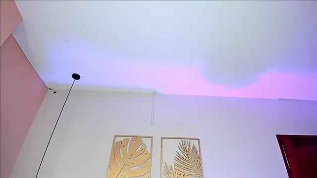 Chat +18 de Zamira_Taylor ao vivo