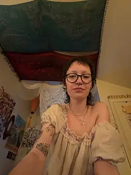 Anniething's Live XXX Chat
