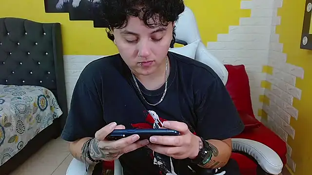 Онлайн чат XXX isabeautyx19