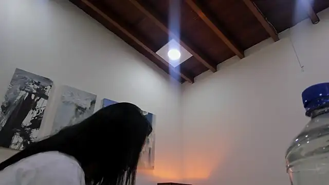 DaniRousse Chat XXX in diretta