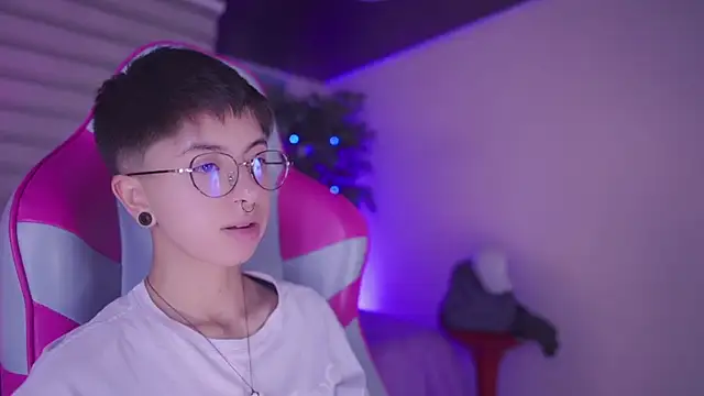 tommy_blue 라이브 XXX 채팅