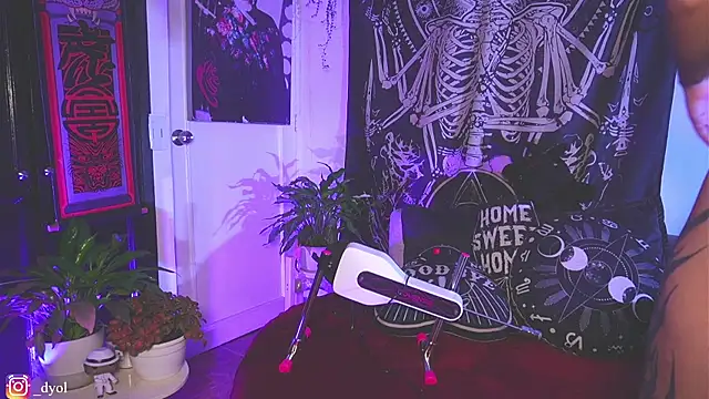 Czat XXX na żywo – Dalia_Vorhees