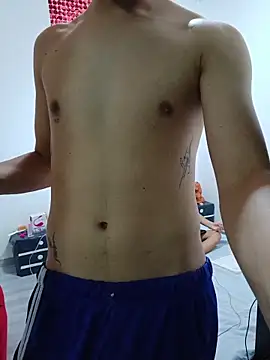 แชท XXX สดของ Geneviieve_and_scott_hot