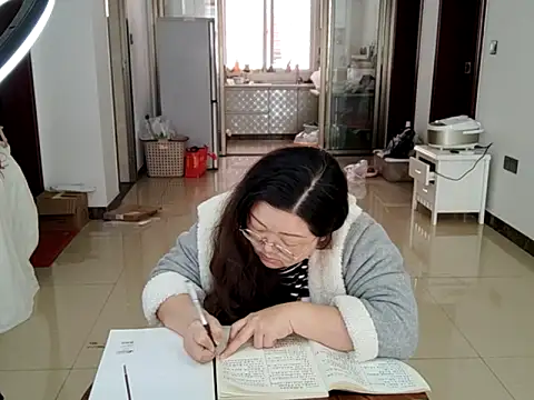 XXX chat uživo modela AngelwithEcup