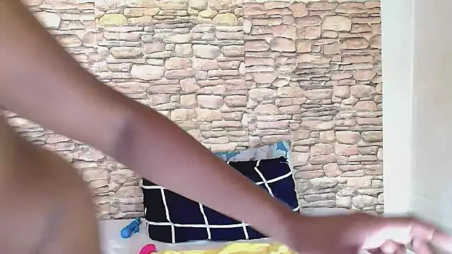 EbonyOlive69 Chat XXX in diretta