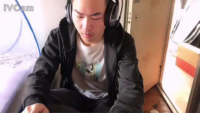 dyjdddttj Live XXX Chat