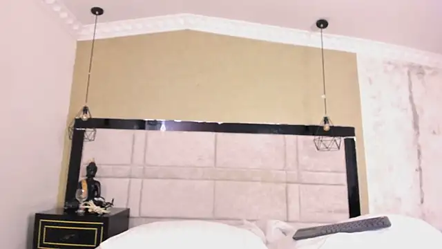 kimCosseyy Webcam-Show