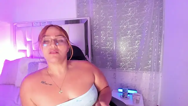 LeahxBarker's Live XXX Chat