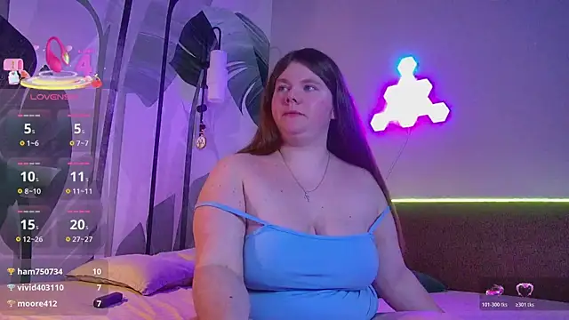 RubyValen live XXX chat