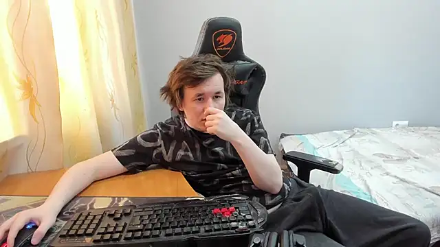 Вебкам-шоу iliaskrislove