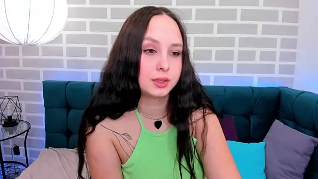 BeatriceReeves élő XXX-chatje