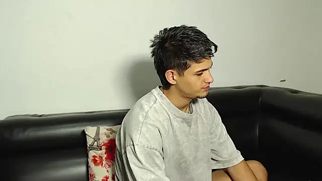 Alex_mojica 网络视讯表演