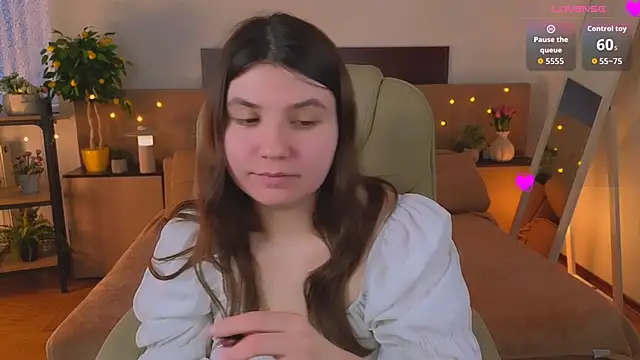 Chat XXX en directo de Viola__Shy