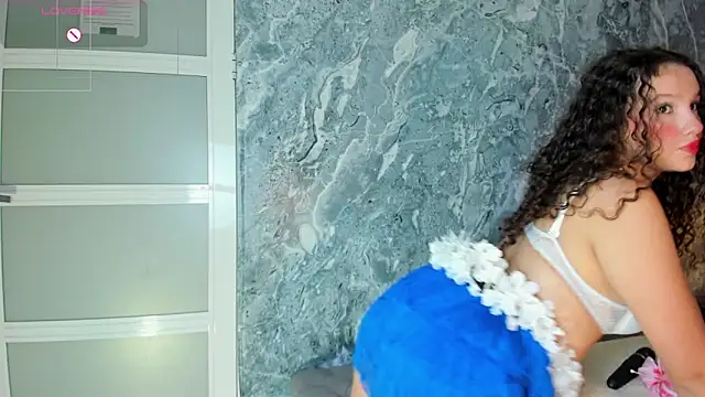 دردشة LucyLovelyy الجنسية المباشرة