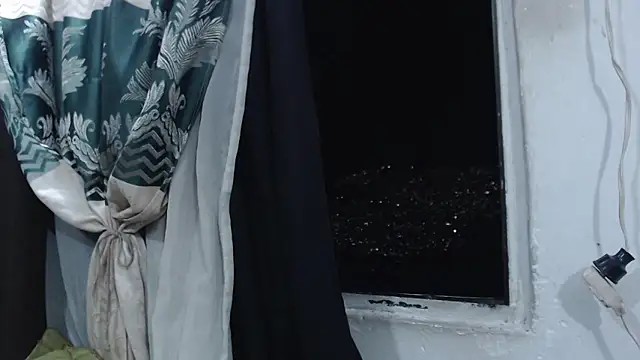 Samanta_milf84のライブXXXチャット