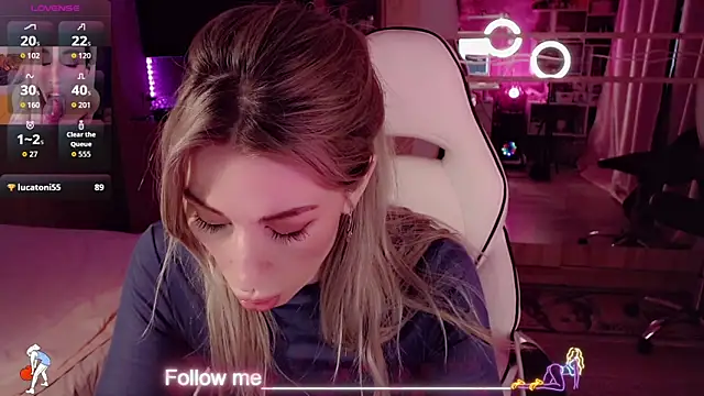 Chat XXX ao vivo de AnnieGOld_