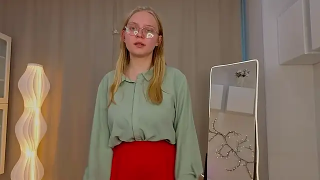 Show modela AlicaCohill na web-kameri