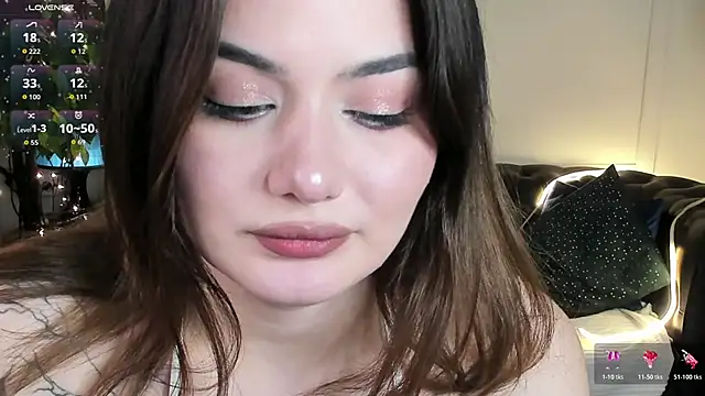 Онлайн чат XXX Dark_Moni