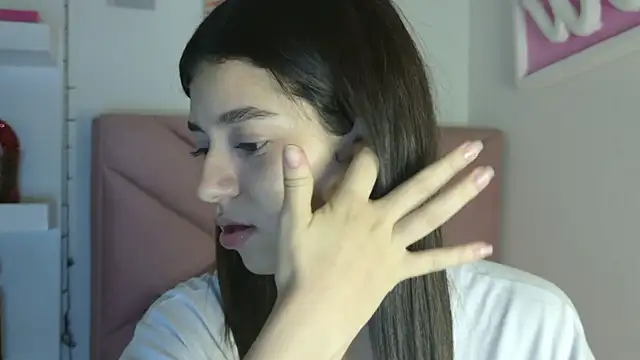 eva_sin18 – Live XXX-chat